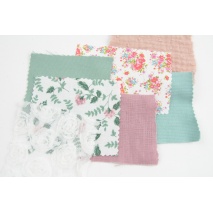 Up to 10 samples of fabrics, knitwears or haberdashery