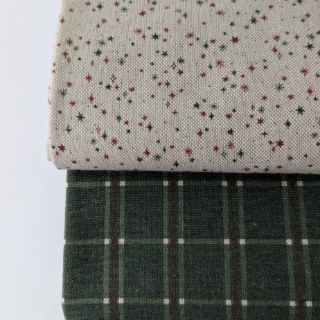 Decorative cotton, green and burgundy mini stars