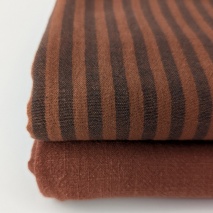 Double Gauze – reversible brick and graphite stripes
