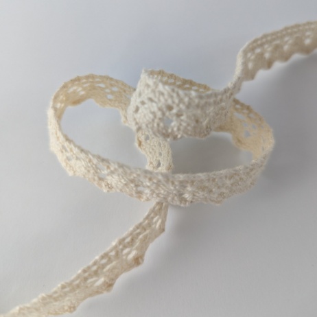 Cotton lace 15mm, light beige T