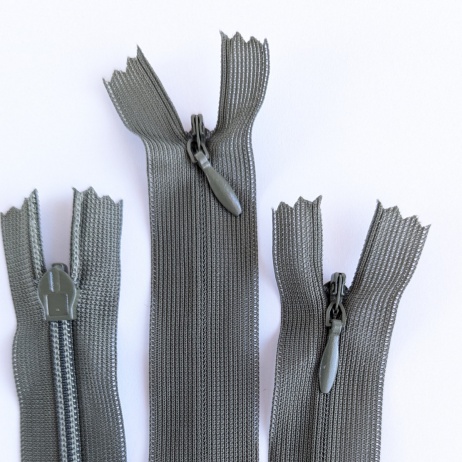 Zamek kryty, siatka, 22cm, khaki