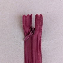 Covered zipper 65cm, burgundy