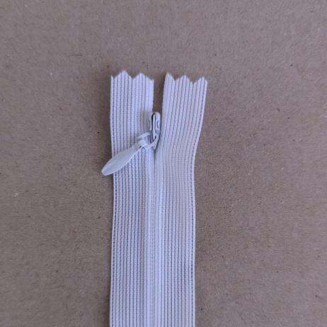 Covered zipper 55cm white