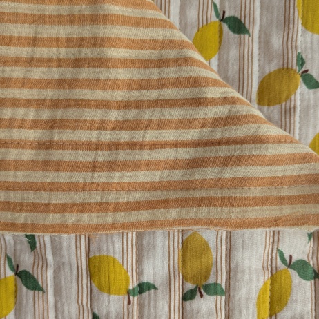 Quilted muslin, double-sided – lemons / stripes